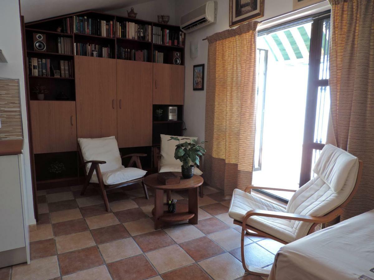 El Rincon De Isabel Apartment Malaga Exterior photo