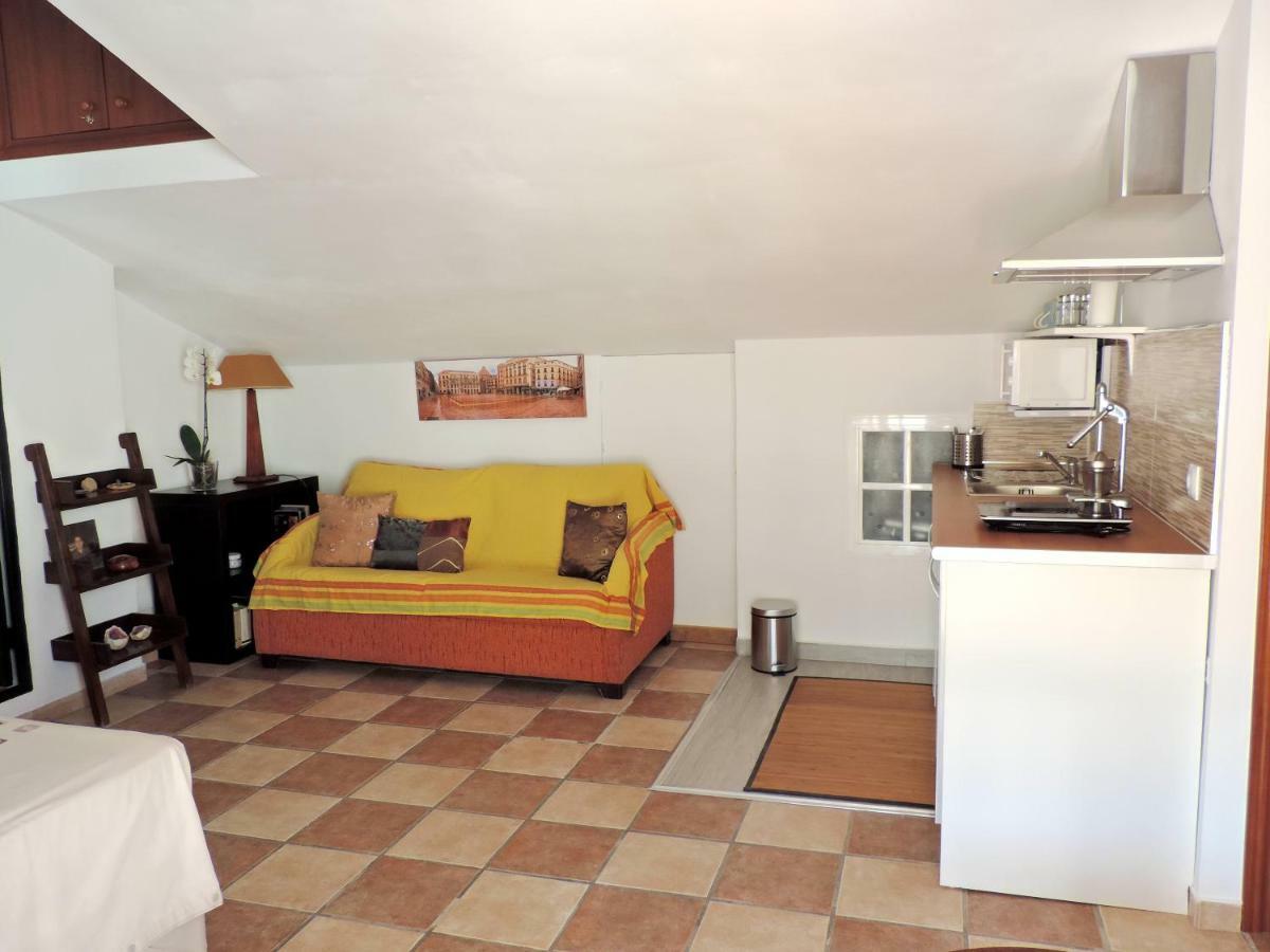 El Rincon De Isabel Apartment Malaga Exterior photo